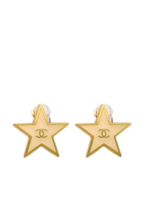 CHANEL Pre-Owned 2001 Star CC clip-on earrings - Gold