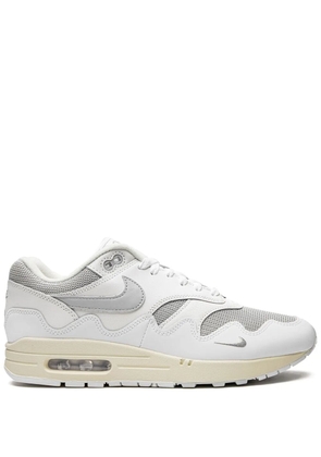 Nike x Patta Air Max 1 'Waves White' sneakers
