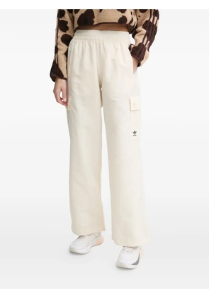 adidas logo-embroidered cargo trousers - Neutrals