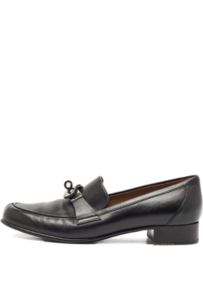 Hermès Pre-Owned lock-detail leather loafers - Black