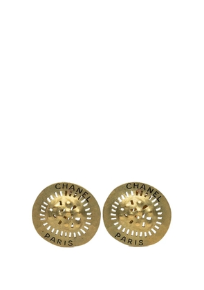 CHANEL Pre-Owned 1994 Gold Plated Logo Cutout Clip On Earrings costume earrings