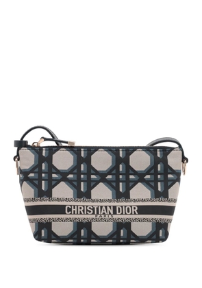 Christian Dior Pre-Owned 2000-2025 DiorTravel Technical Fabric Macrocannage Nomad Pouch handbag - Blue