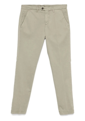 Corneliani tapered chinos - Green