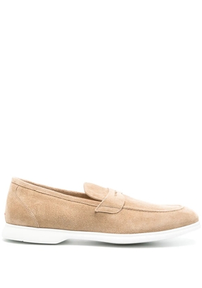 Kiton contrasting-sole suede loafers - Neutrals