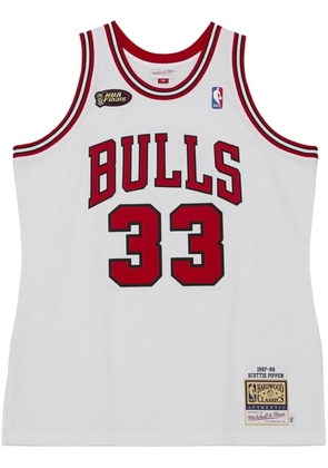 Mitchell & Ness 'NBA Chicago Bulls 1997 Scottie Pippen' basketball jersey - White