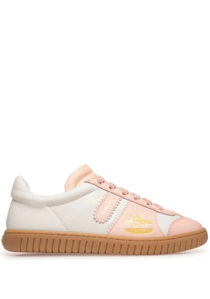 Bally Player curling-motif leather trainers - White