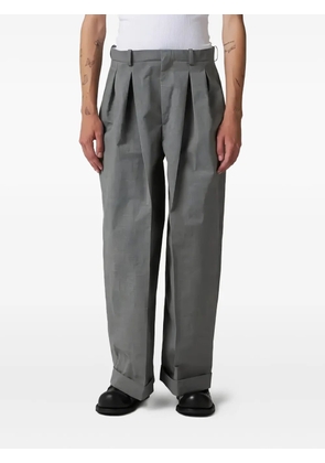 Hed Mayner pleated cuffed trousers - Grey