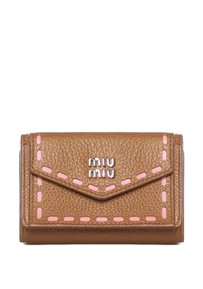 Miu Miu contrast-stitch leather wallet - Brown