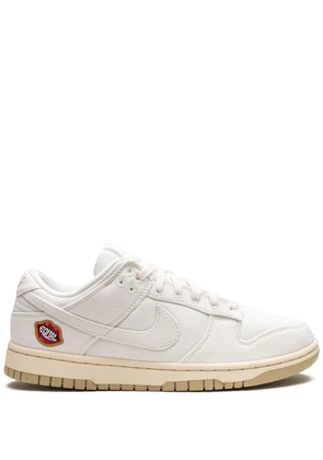 Nike Dunk Low 'The Future Is Equal' sneakers - Neutrals