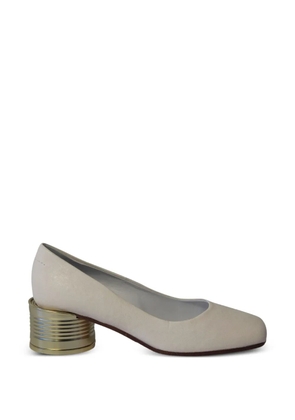 Maison Martin Margiela Pre-Owned Tin Can leather pumps - White