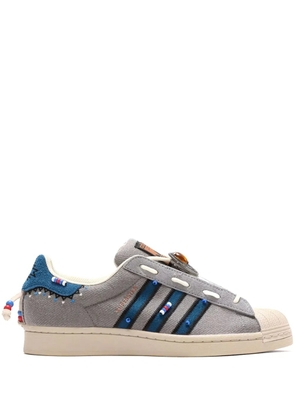 adidas Superstar slip-on sneakers - Grey
