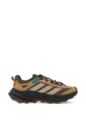 adidas striped hiking sneakers - Brown