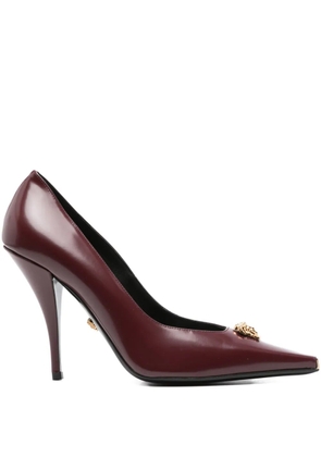 Versace 110mm medusa-embellished pointed-toe pumps - Red