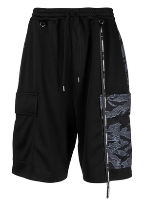 Mastermind World drawstring-waist cargo shorts - Black