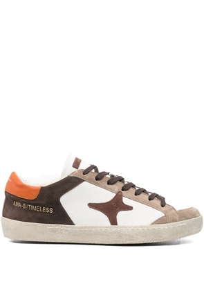 Ama Brand suede sneakers - White