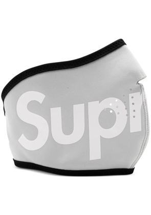Supreme x Windstopper logo-print face mask - Grey