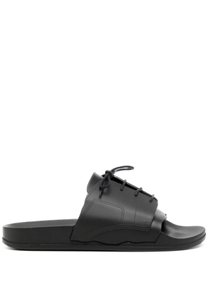 Maison Margiela lace-up pool slides - Black