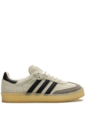 adidas x Kith x Clarks Samba '8th Street - White' sneakers - Neutrals