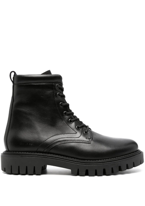 Tommy Hilfiger logo-embossed leather boots - Black