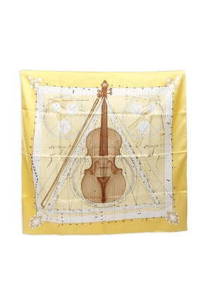 Hermès Pre-Owned 2010s Carré 90 La Musique Des Spheres silk scarf - Yellow