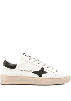 Ama Brand Deluxe star-appliqué sneakers - White