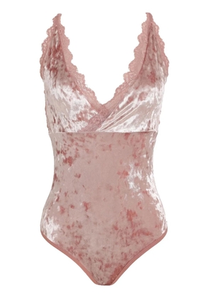 Lethicia Bronstein Aroeira body - Pink