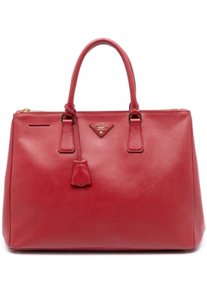 Prada Pre-Owned 2010-2025 Large Saffiano Lux Galleria Double Zip satchel - Red