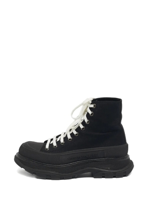 Alexander McQueen Pre-Owned Tread Slick sneakers - Black