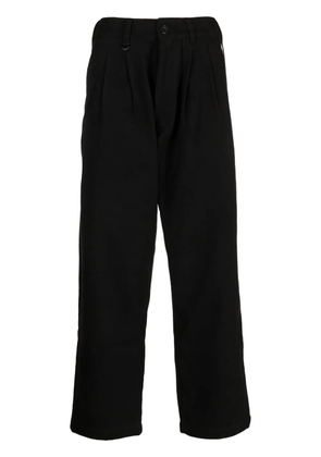 CHOCOOLATE logo-appliqué straight-leg trousers - Black