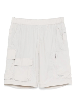 CHOCOOLATE logo-printed cargo shorts - Neutrals
