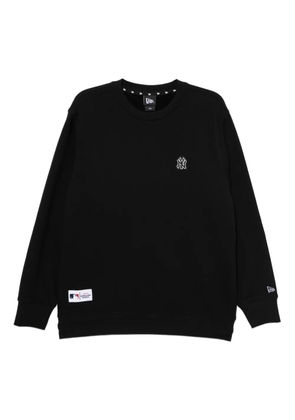 NEW ERA CAP logo-embossed sweatshirt - Black