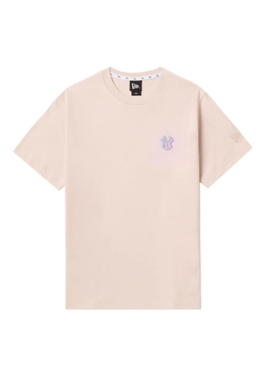 NEW ERA CAP embroidered-logo T-shirt - Pink