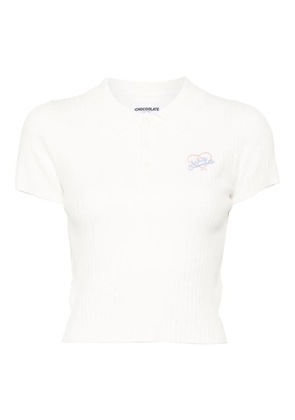 CHOCOOLATE logo-embroidered polo top - White