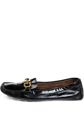 Ferragamo Pre-Owned Gancini loafers - Black