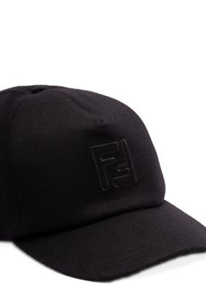 FENDI logo-embroidered cap - Black