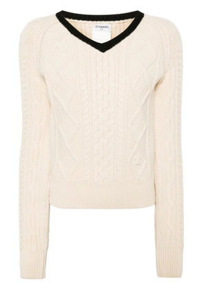 CHANEL Pre-Owned 1996 cable-knit wool jumper - Neutrals