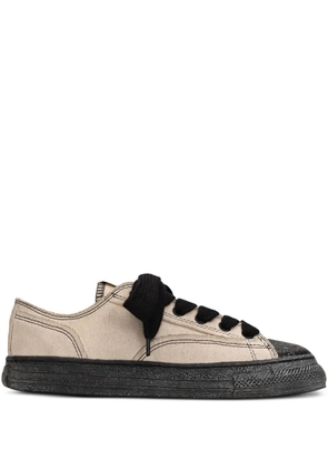 General Scale. Roy smudged canvas sneakers - Neutrals