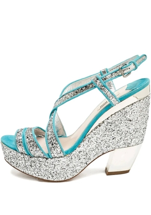 Miu Miu Pre-Owned 135mm glitter wedge heeled sandals - Grey