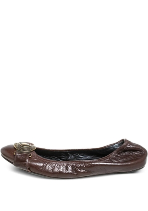 Burberry Pre-Owned buckle-detail ballet flats - Brown