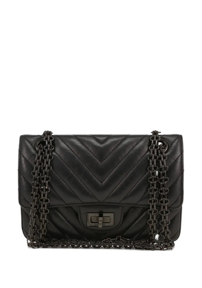 CHANEL Pre-Owned 2.55 quilted shoulder bag - Black