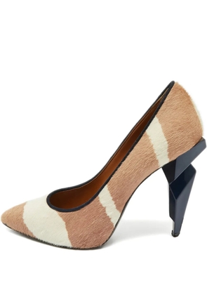 Fendi Pre-Owned diamond zebra pumps - Brown