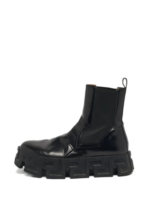 Versace Pre-Owned Greca leather ankle boots - Black