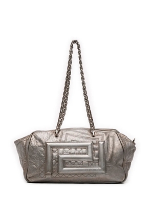 Versace Pre-Owned 2010-2026 Quilted Metallic Leather Chain shoulder bag - Silver