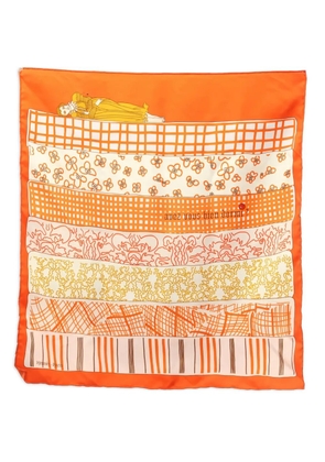 Hermès Pre-Owned 2000s Carré 40 Avez Vous Bien Dormi scarf - Orange