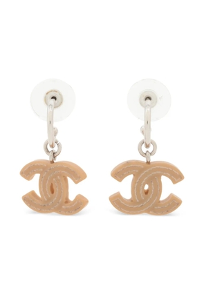 CHANEL Pre-Owned 2005 CC Mark drop earrings - Neutrals