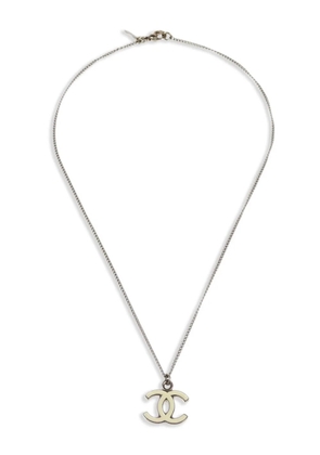 CHANEL Pre-Owned 2008 CC-pendant necklace - Silver