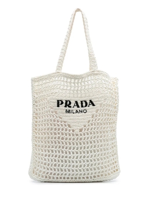 Prada Pre-Owned 2000-2024 Raffia Effect Crochet Logo Embroidered tote bag - White