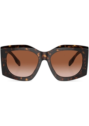 Burberry Eyewear Madeline geometric-frame sunglasses - Brown