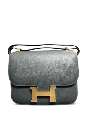 Hermès Pre-Owned Hermés Gris Misty Constance 18 Epsom Gold Hardware - Green
