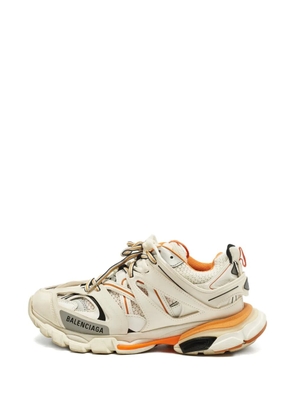 Balenciaga Pre-Owned lace-up round-toe sneakers - Neutrals